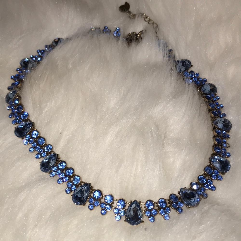 On Sale!Beautiful light blue necklace!